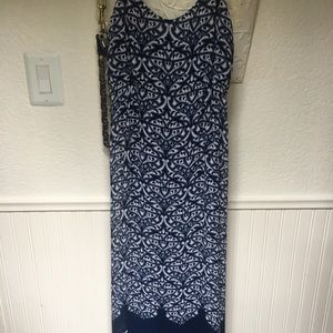 Long flowy maxi dress
